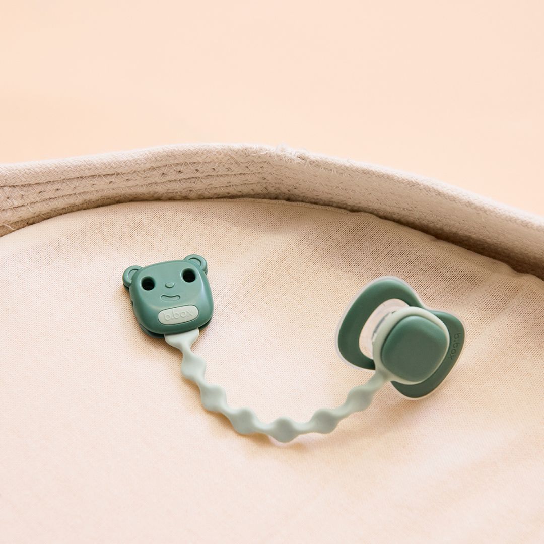 【10月以降発売開始予定】Soother Clip おしゃぶりクリップ