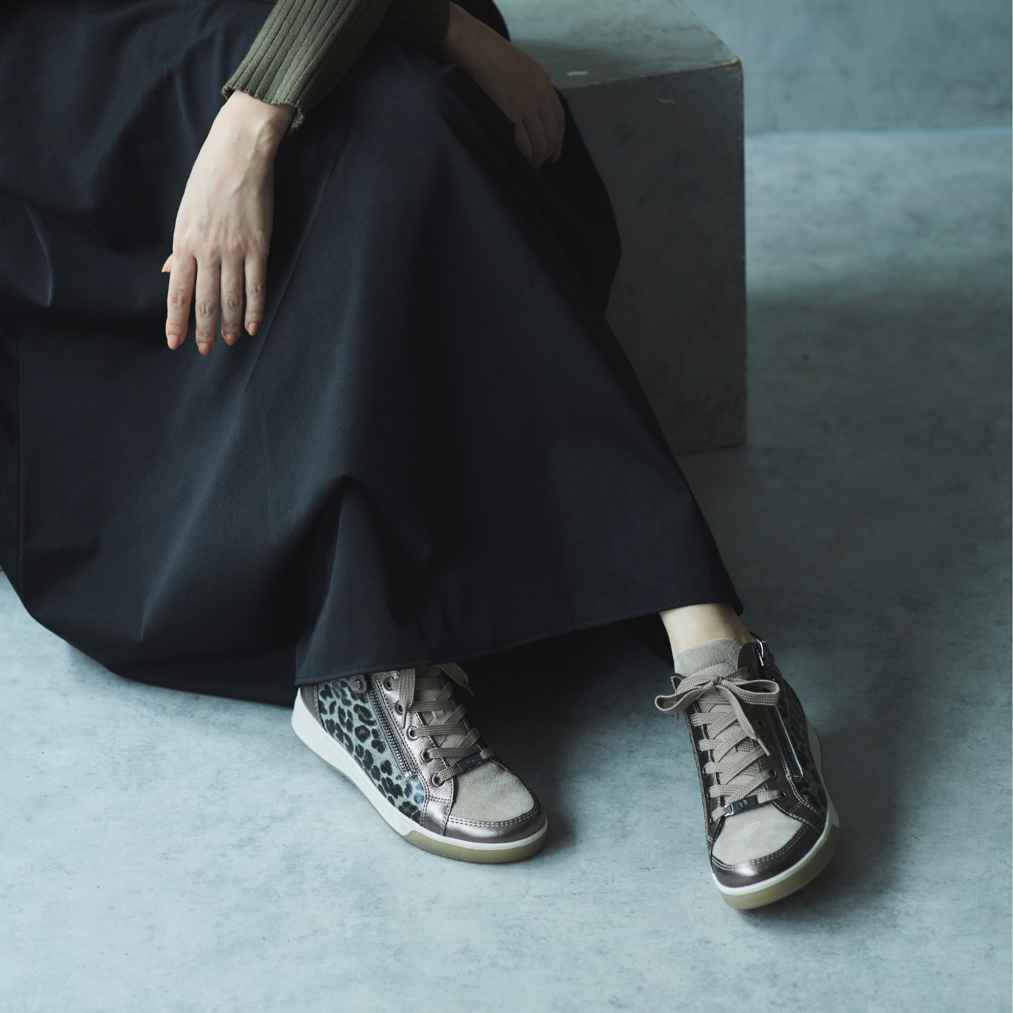 【9月発売開始予定】【ara25AW】[12-24499] ROM