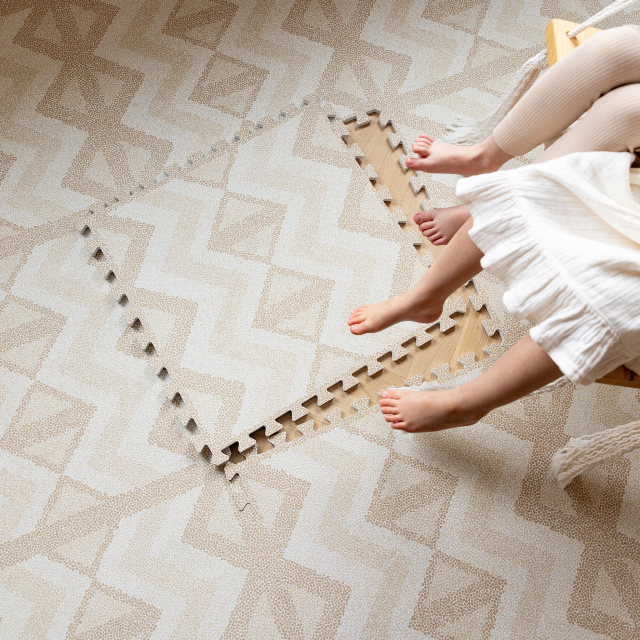 【SALE】Foam Play mat フォームプレイマット - Kilim - Sand（つなげてひろがる）